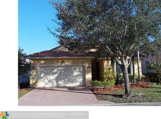 5135 NW 121st Dr, Coral Springs, FL 33076