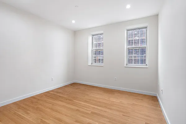 Rented by Nest Seekers International | media 28