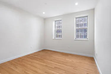 Rented by Nest Seekers International