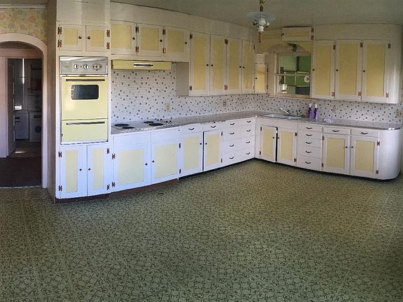 4th image of 143 Kenwood Ave
