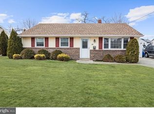 36 Midway Ln, Bellmawr, NJ 08031