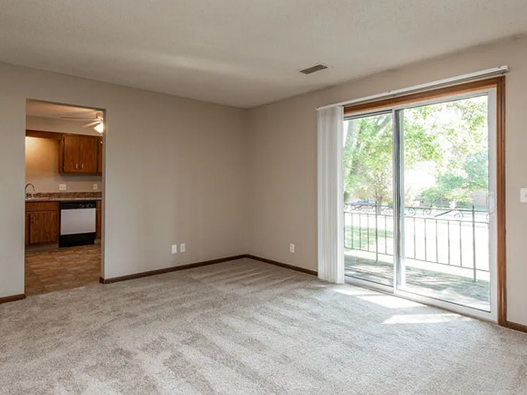 The Heights Apartments — Photo 110