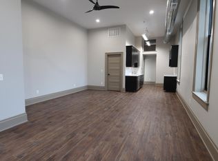 102 N Michigan Ave, Howell, MI 48843