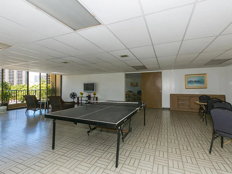 411 Hobron Ln #607 — Photo 33