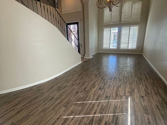 5th image of 3768 Ascencion Cir