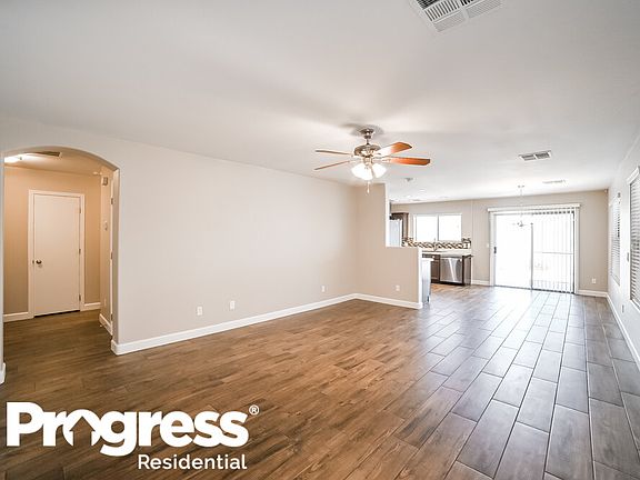 3rd image of 3658 W Mesquite Ave