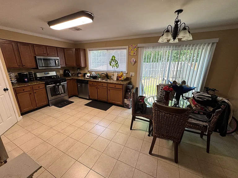 6101 Lands End Ct — Photo 4