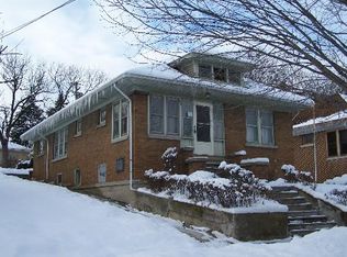 805 Summit St, Joliet, IL 60435