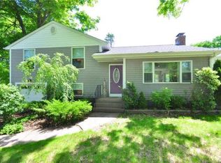 210 Bushy Hill Rd, Simsbury, CT 06070