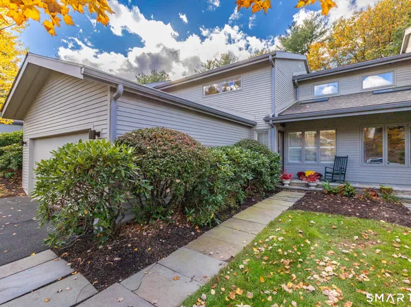 4 Saddle Crossing #4, Avon, CT 06001