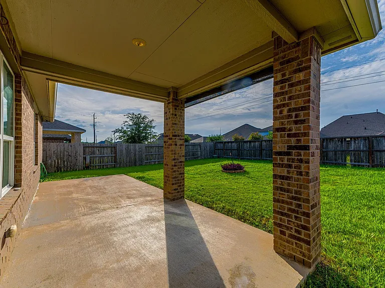 24230 Prairie Glen Ln — Photo 7