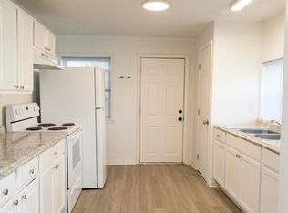 100 James St APT A, Rossville, GA 30741
