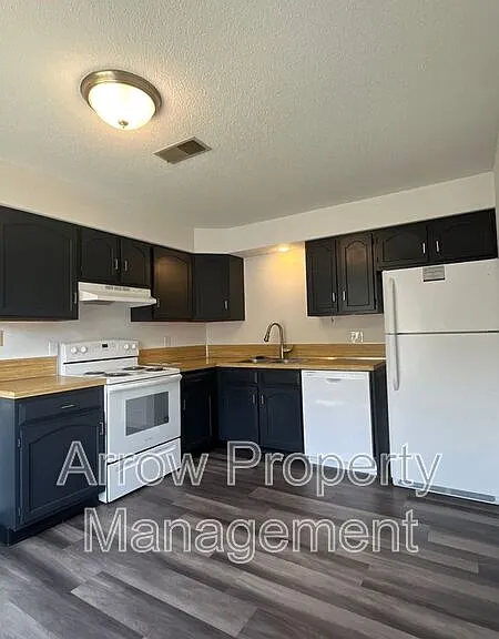 424 N 4th St #4 — Photo 1