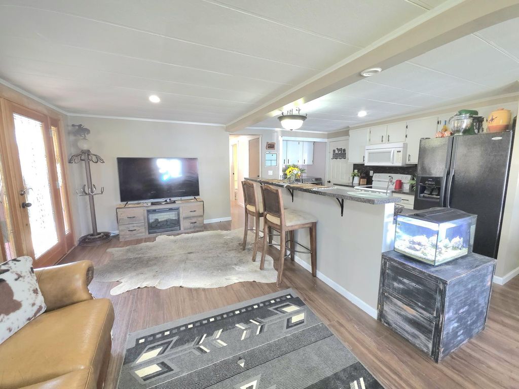 205 SE Lynn Blvd Unit 20, Prineville, OR - View 4