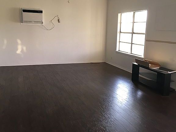 4th image of 8709 County Road 128