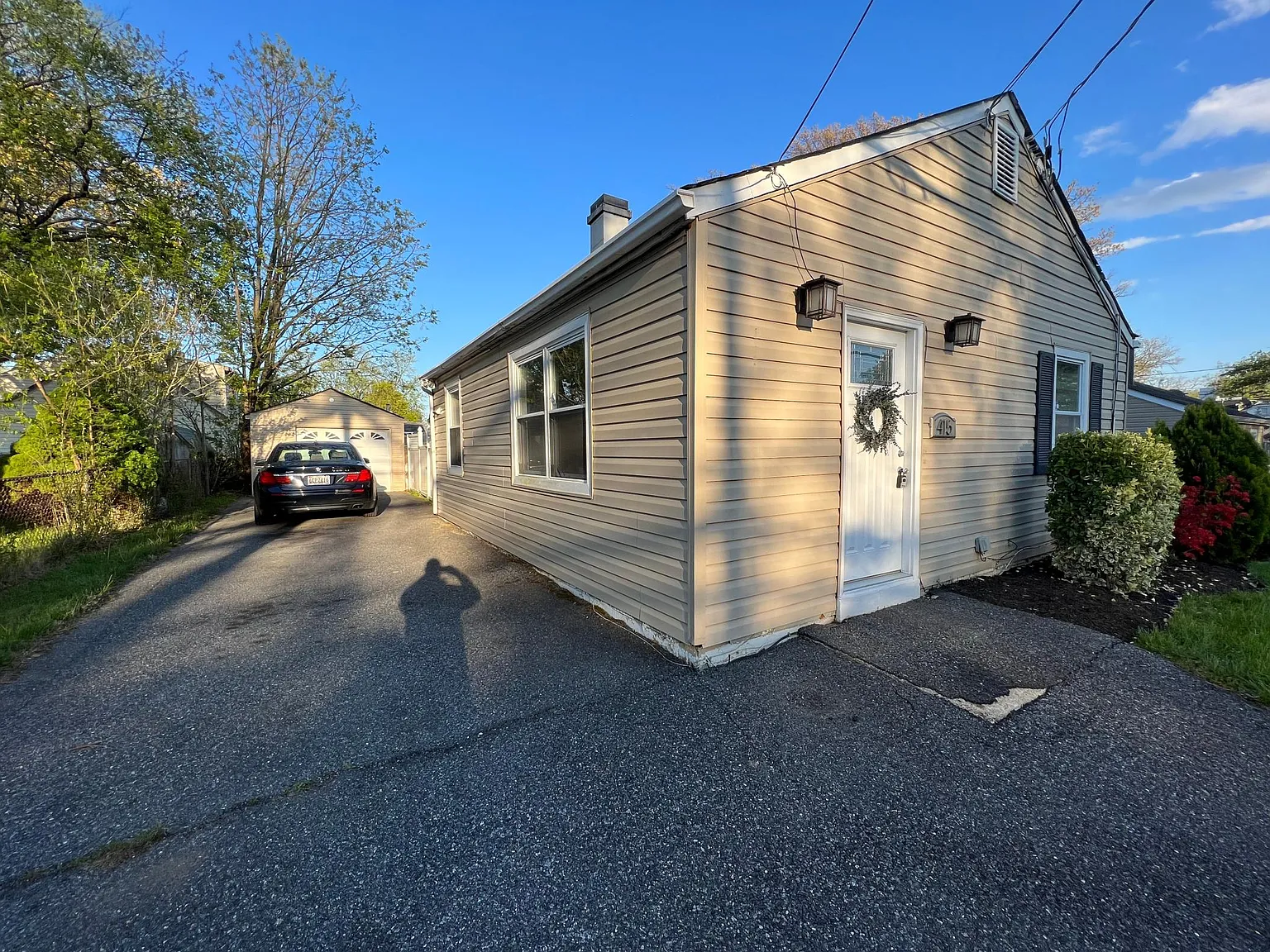 415 N Horners Ln photo 1
