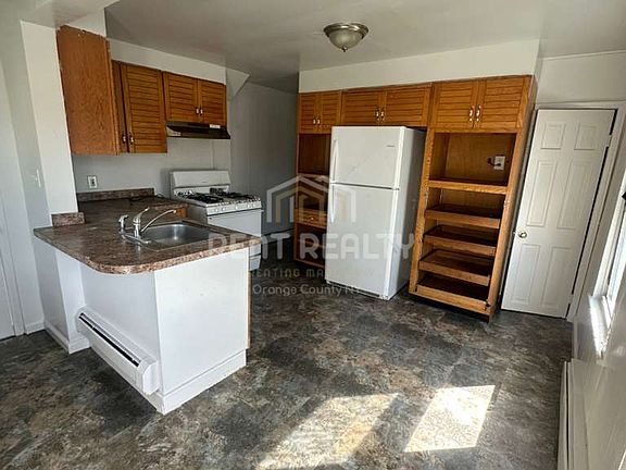 4th image of 14 Sayer St