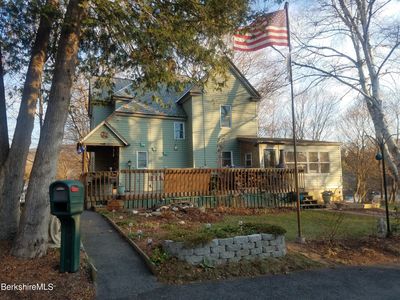 42 Montgomery St, North Adams, MA, 01247