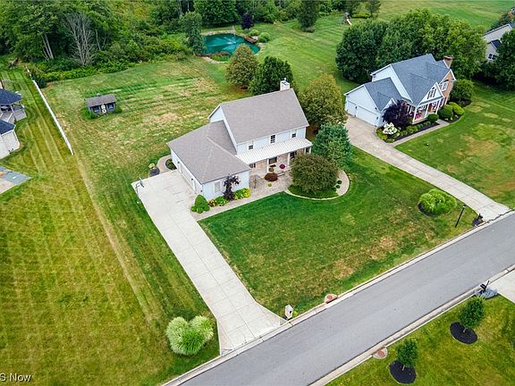 2nd image of 6615 Pheasant Run Dr