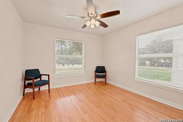 1503 Donaldson Ave — Photo 12
