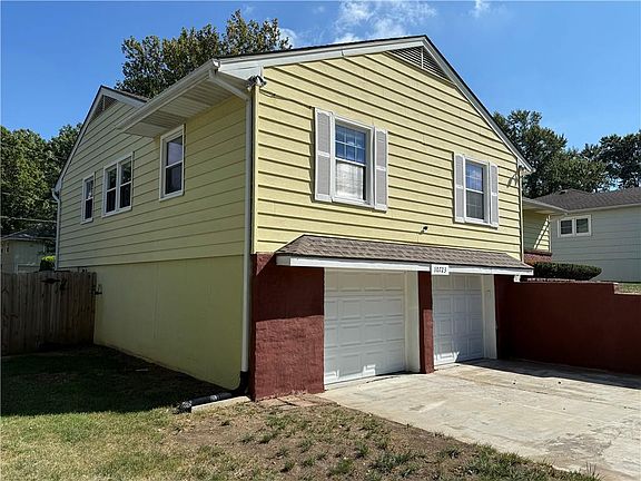 3rd image of 10723 Beacon Ave