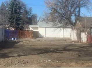 1607 3rd Ave N, Lethbridge, AB T1H 0J7