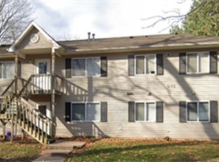 645 S Lucas St APT 2, Iowa City, IA 52240
