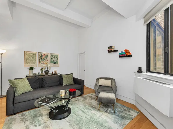 310 E 46th St APT 7-W, New York, NY 10017