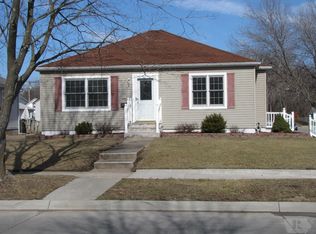 1701 Avenue E, Fort Madison, IA 52627
