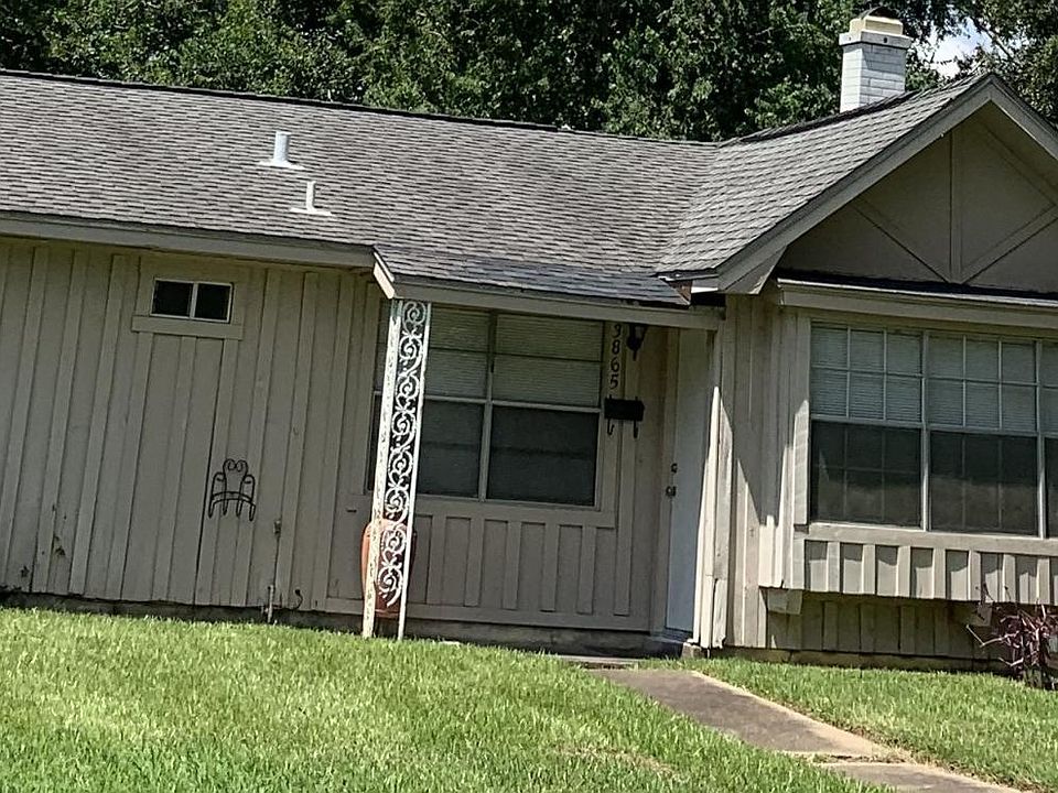 1st image of 3865 Cecil Dr