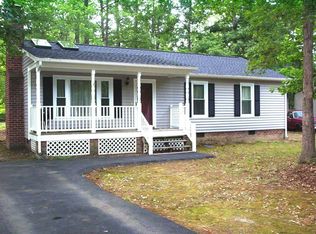 109 Five Oaks Ln, Ashland, VA 23005