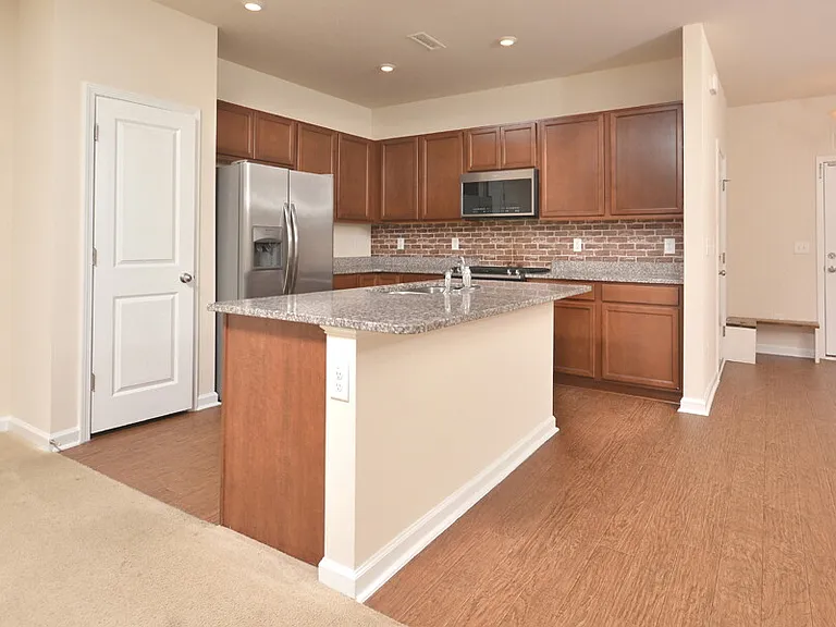 278 White Oak Ridge Dr — Photo 5