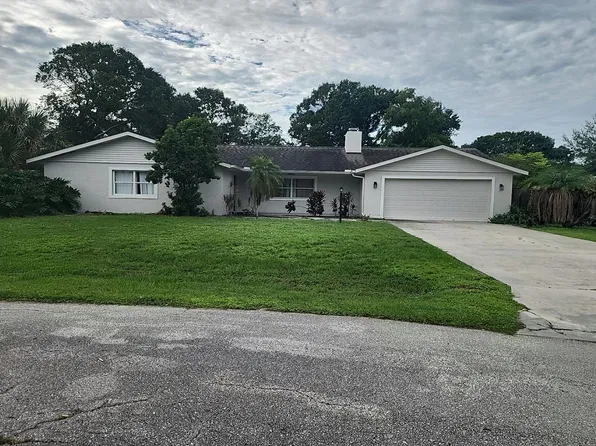 3950 Sawyerwood Rd, Sarasota, FL 34233