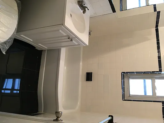 Rented by Alex Tembelis, LREB | media 69