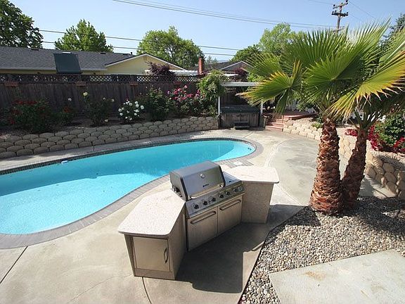 4th image of 1460 Lupine Ct