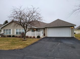 2823 Salem Meadows Dr SW, Rochester, MN 55902