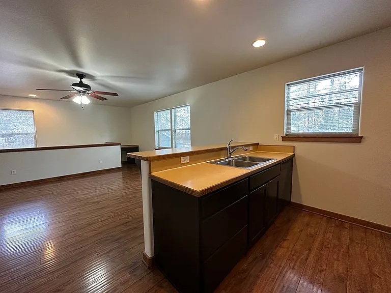 19223 Apache Rd — Photo 5
