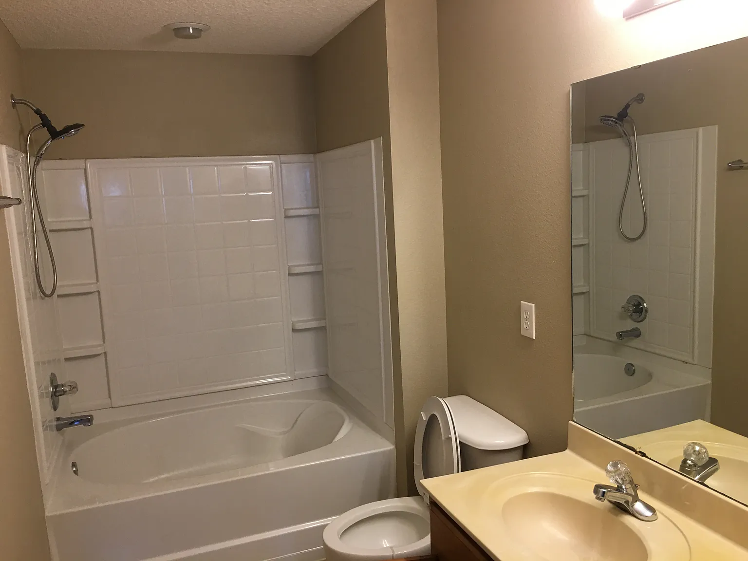 785 Oakleaf Plantation Pkwy — Photo 2