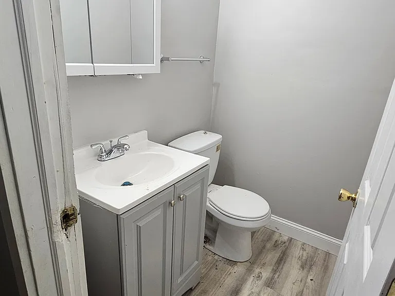 9710 Easton Ave — Photo 24