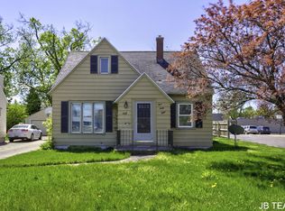 148 W 28th St, Holland, MI 49423