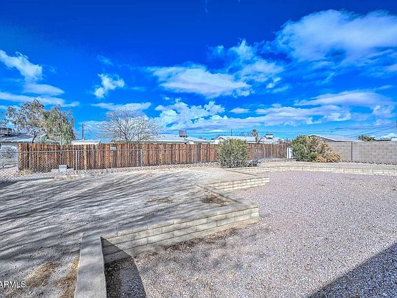 3rd image of 11388 N 114TH Drive