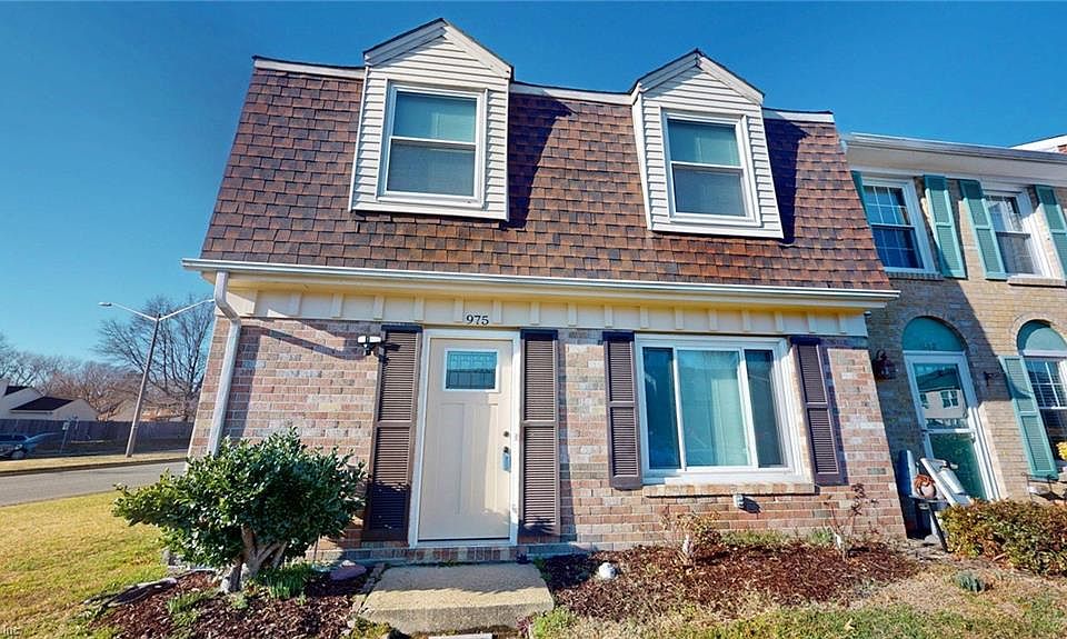 1st image of 975 Northwood Dr