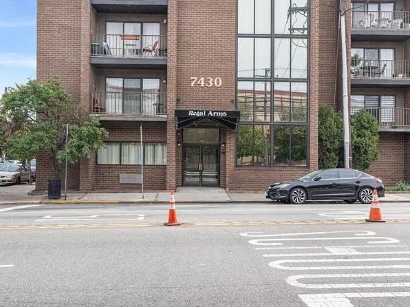 7430 John F Kennedy Boulevard image 2 of 20