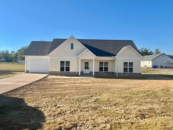 110 Maple St, Savannah, TN 38372
