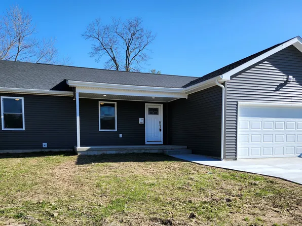 221 S Clark St, Brownstown, IN 47220