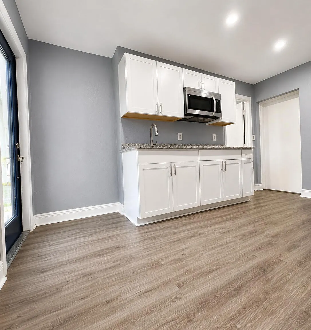 2 bed, 1.0 bath, 700 sqft, $1,700 — Photo 4