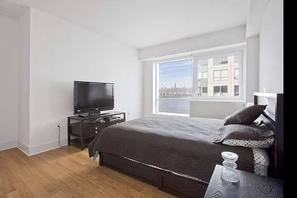 Sold by Corcoran | media 3