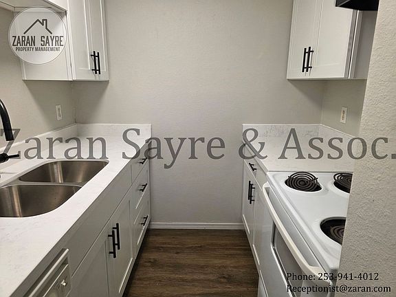 4th image of 2220 O St NE #A-b