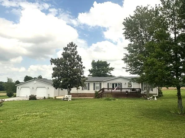 205 Reagor Ln, Paris, TN 38242