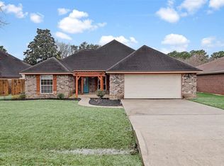 28760 Aloha Ln, Montgomery, TX 77356